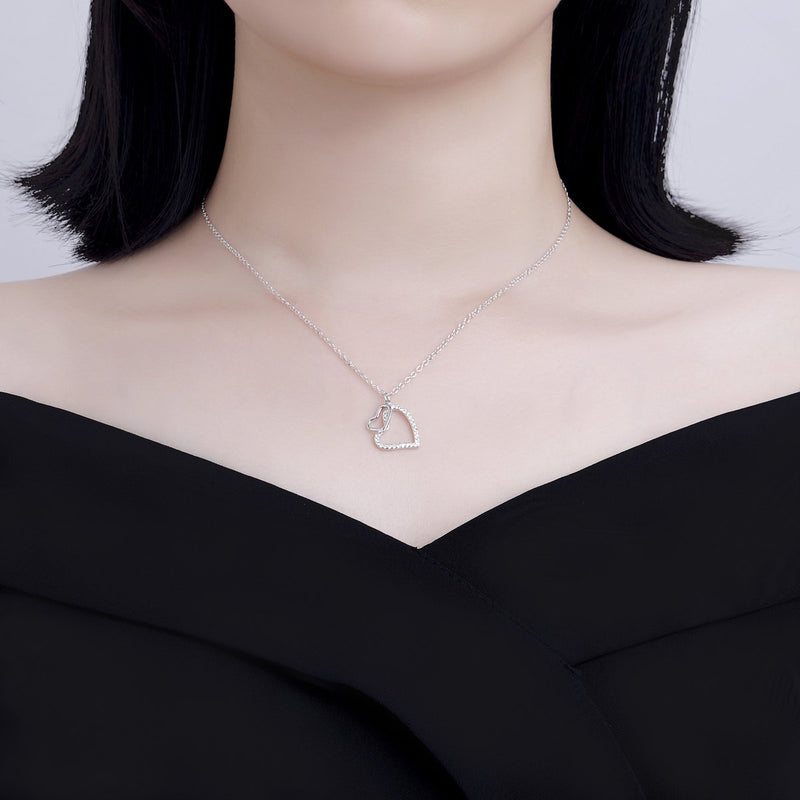 Yolora Elegance ketting met hartjes en Kalpa Camaka kristallen - Zilverkleurig - 18K Witgoud Verguld - Vrouwen Collier Zilver - Halsketting - Sieraden - Luxe Giftbox - Geschenkdoos - Cadeau doos - Geschenkverpakking - Mooie Cadeauverpakking