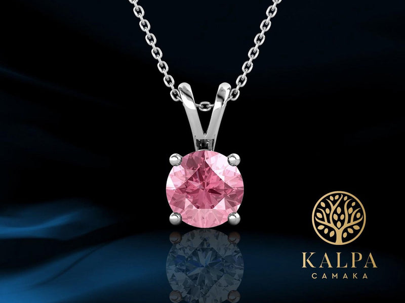 Yolora Dames Ketting met Roze Kalpa Camaka Kristal Hanger - Zilver kleurig - 18K Witgoud Verguld - Cadeauverpakking