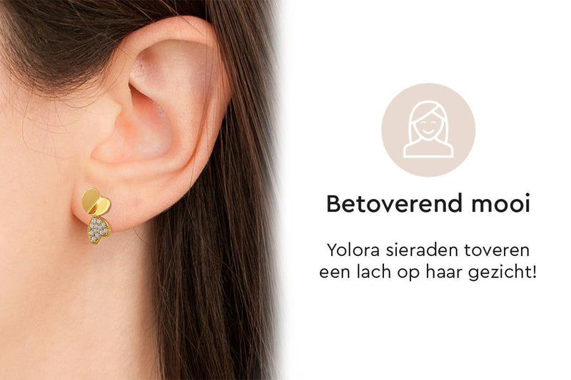 Yolora Dames Oorbellen Hartje - Kalpa Camaka Kristallen - Goudkleurig - 18K Geelgoud Verguld - Vrouwen Oorknoppen Goud - Oorknopjes - Sieraden - Luxe Giftbox - Geschenkdoos - Cadeau doos - Mooie Cadeauverpakking- Exclusieve Geschenkverpakking