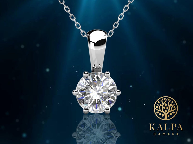 Yolora Dames Ketting met Kalpa Camaka Kristal - Hanger - Zilverkleurig - 18K Witgoud Verguld - Vrouwen Collier Zilver - Sieraden - Halsketting - Luxe Giftbox - Geschenkdoos - Cadeau doos - Exclusieve Geschenkverpakking - Mooie Cadeauverpakking