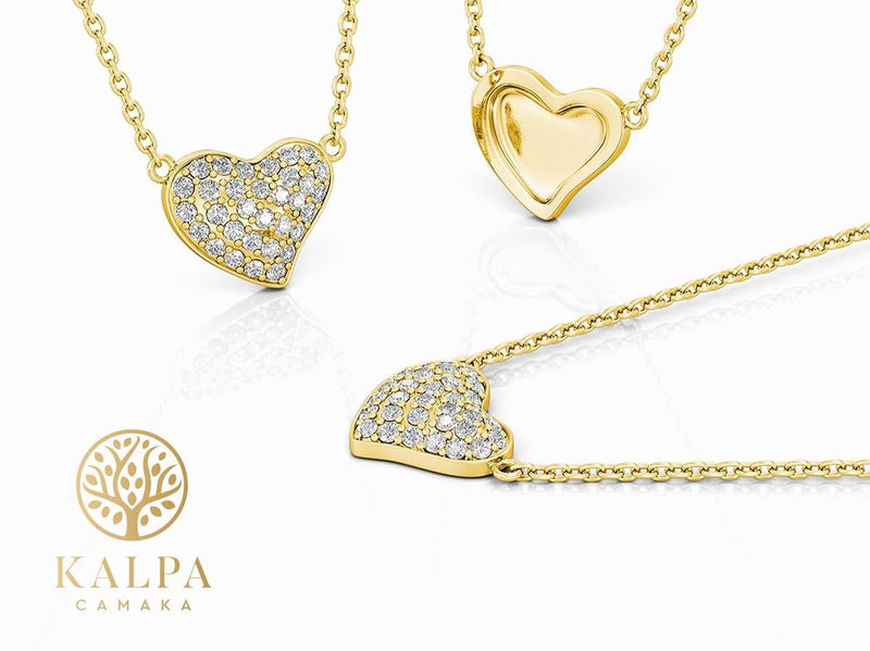 Yolora Dames Ketting met Hanger Hartje - Kalpa Camaka Kristallen - Goudkleurig - 18K Geelgoud Verguld - Vrouwen Collier Goud - Sieraden - Luxe Giftbox - Geschenkdoos - Cadeau doos - Exclusieve Geschenkverpakking - Mooie Cadeauverpakking