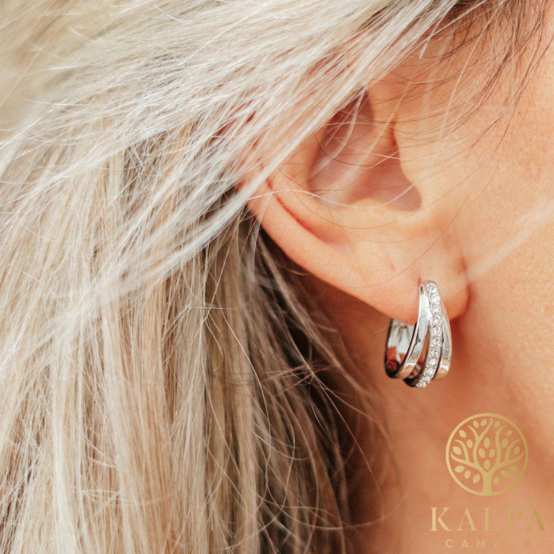 Yolora Ladies Earrings With Kalpa Camaka Crystals - Silver colored - 18k White gold Gilt - Women earrings silver - Jewelry - Luxury Giftbox - Gift box - Gift Box - Exclusive Gift Packing - Beautiful Gift Packing