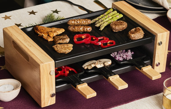 StangVollby STEKA Bamboe Gourmet Set voor 6 Personen - Elektrische Grillplaat - Gourmetstel - Raclette Gourmetset - Grillen - Bakken - Anti-aanbaklaag - Bamboo - Zwart - Hout - Kunststof - Kerst Tafelen - Gourmetstellen - Gourmet pannetjes - 900W